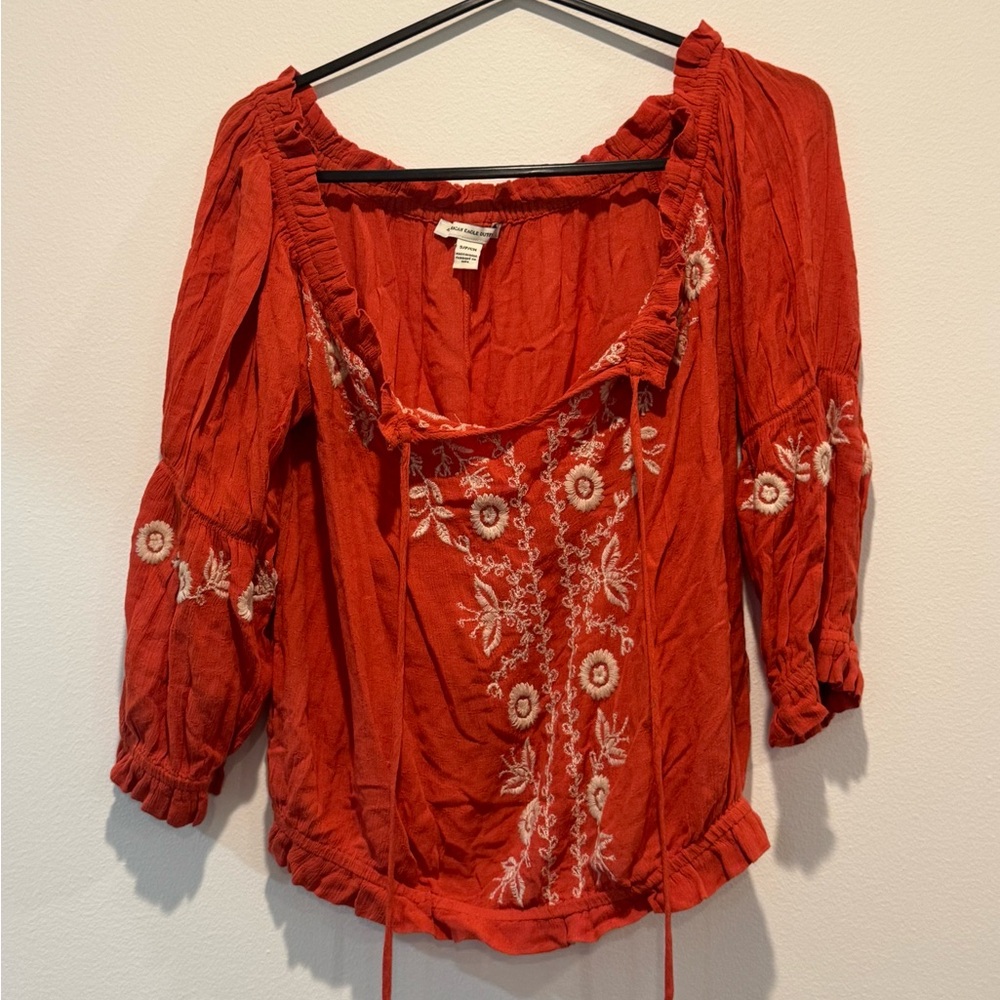 American Eagle Outfitters Red Ruched Blouse 3/4 Sleeve